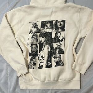 TAYLOR SWIFT ERAS TOUR CREAM PICTURE HOODIE